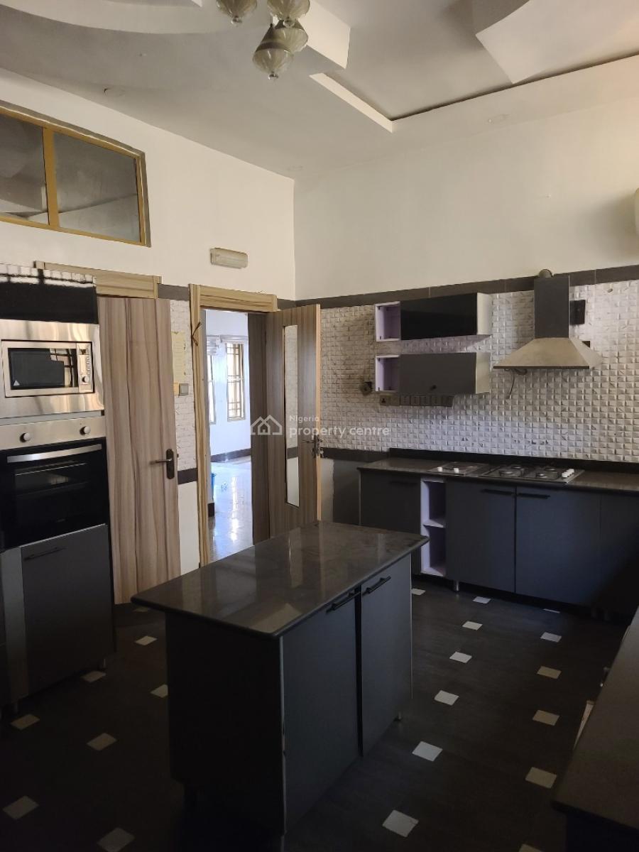 4 Bedrooms Fully Detached Duplex at Magodo Gra Phase 2 Shangisha, Bashiru Shittu Avenue, Gra Phase 2, Magodo, Lagos, Detached Duplex for Rent
