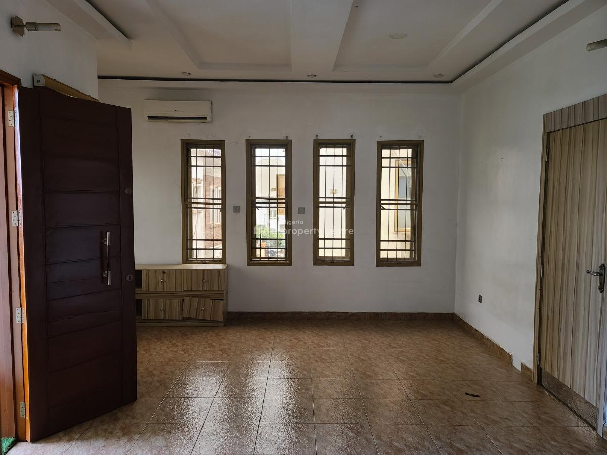 4 Bedrooms Fully Detached Duplex at Magodo Gra Phase 2 Shangisha, Bashiru Shittu Avenue, Gra Phase 2, Magodo, Lagos, Detached Duplex for Rent
