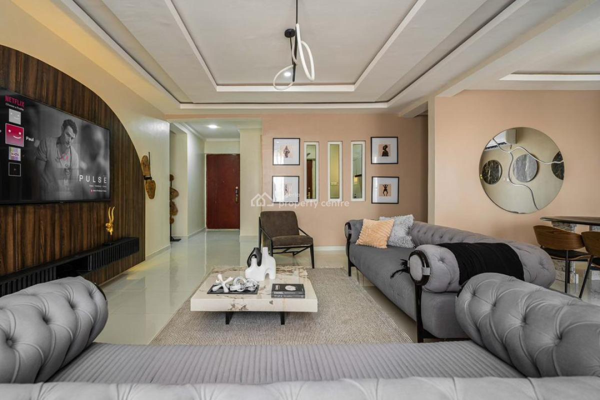 Luxury2 Bedroom Apartment with Housekeeping and Pool, Netflix, Cityview, Fancy Mirrors,spacious Room, Ikoyi, Lagos, Flat / Apartment Short Let