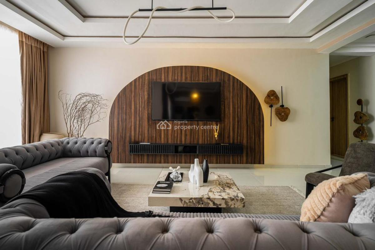 Luxury2 Bedroom Apartment with Housekeeping and Pool, Netflix, Cityview, Fancy Mirrors,spacious Room, Ikoyi, Lagos, Flat / Apartment Short Let