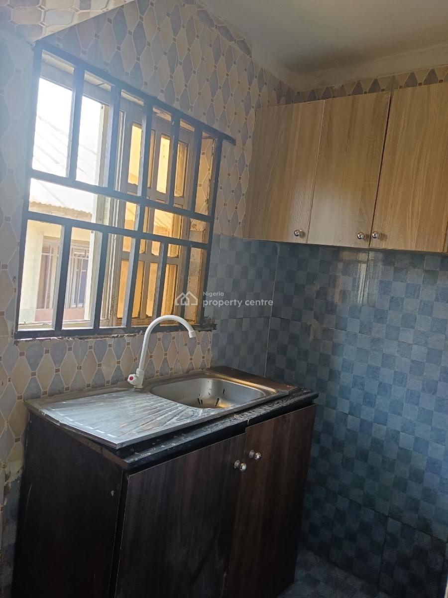 Newly Renovated Standard Selfcon in Guidna Kubwa, Guidna Opposite Nysc Junction Off Kubwa Express Way, Kubwa, Abuja, Self Contain (single Rooms) for Rent