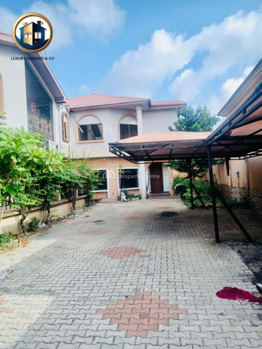 4-bedroom Semi-detached House with 1-room Boys Quarters, Lekki Phase 1, Lekki, Lagos, Semi-detached Duplex for Rent