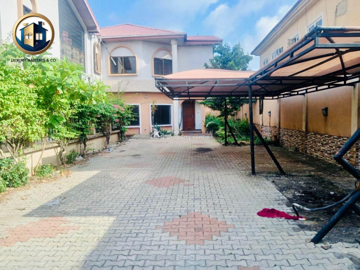 4-bedroom Semi-detached House with 1-room Boys Quarters, Lekki Phase 1, Lekki, Lagos, Semi-detached Duplex for Rent