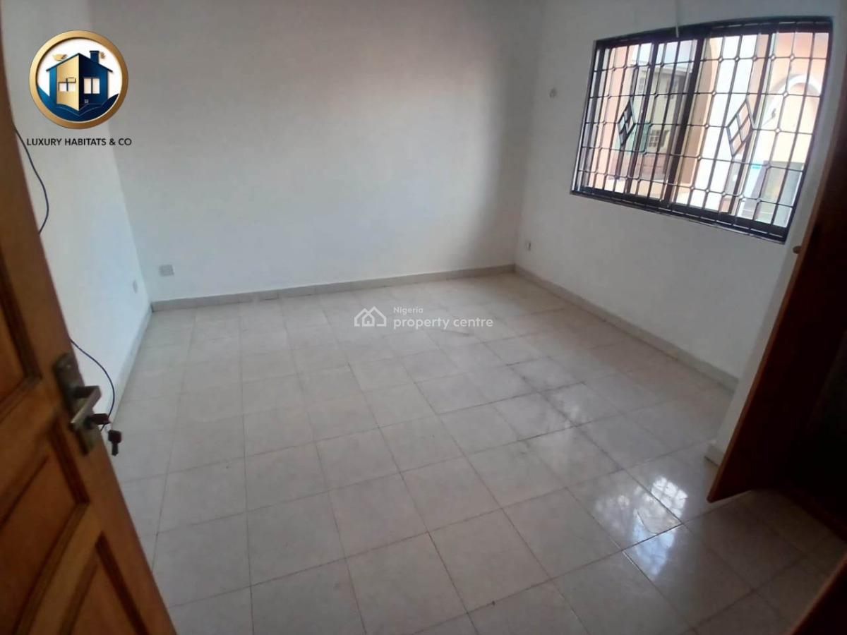4-bedroom Semi-detached House with 1-room Boys Quarters, Lekki Phase 1, Lekki, Lagos, Semi-detached Duplex for Rent