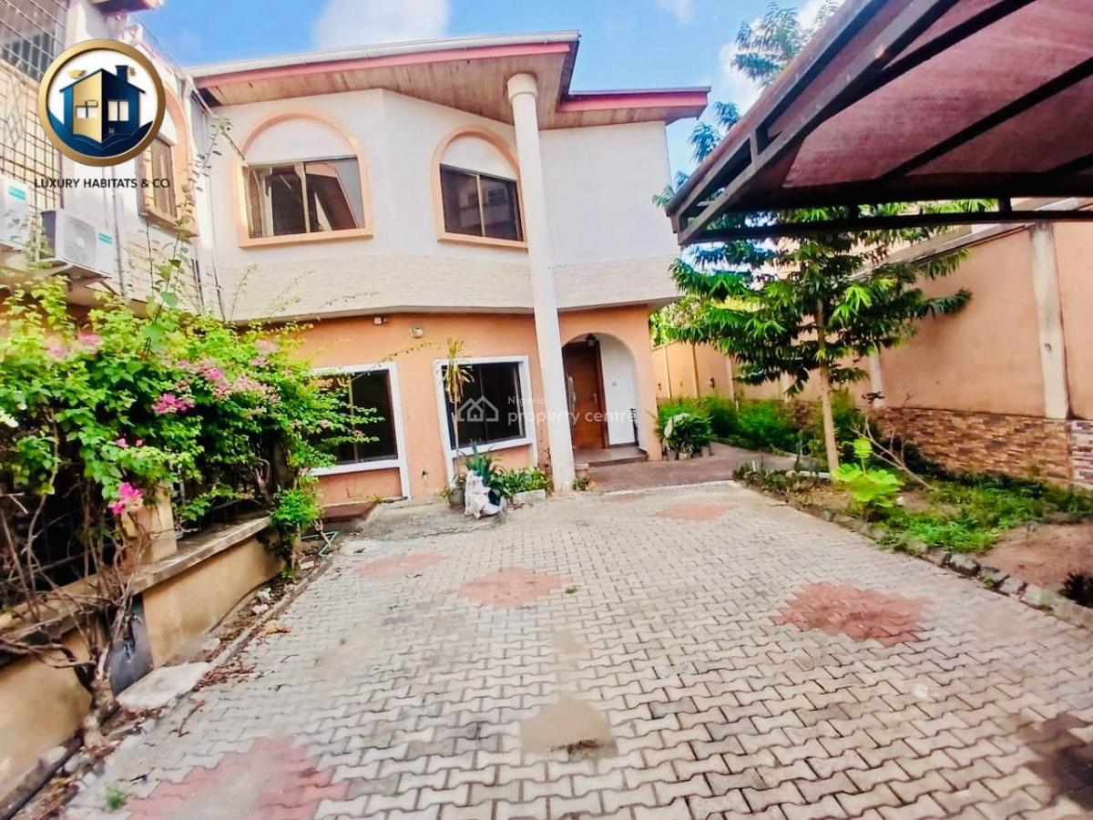 4-bedroom Semi-detached House with 1-room Boys Quarters, Lekki Phase 1, Lekki, Lagos, Semi-detached Duplex for Rent