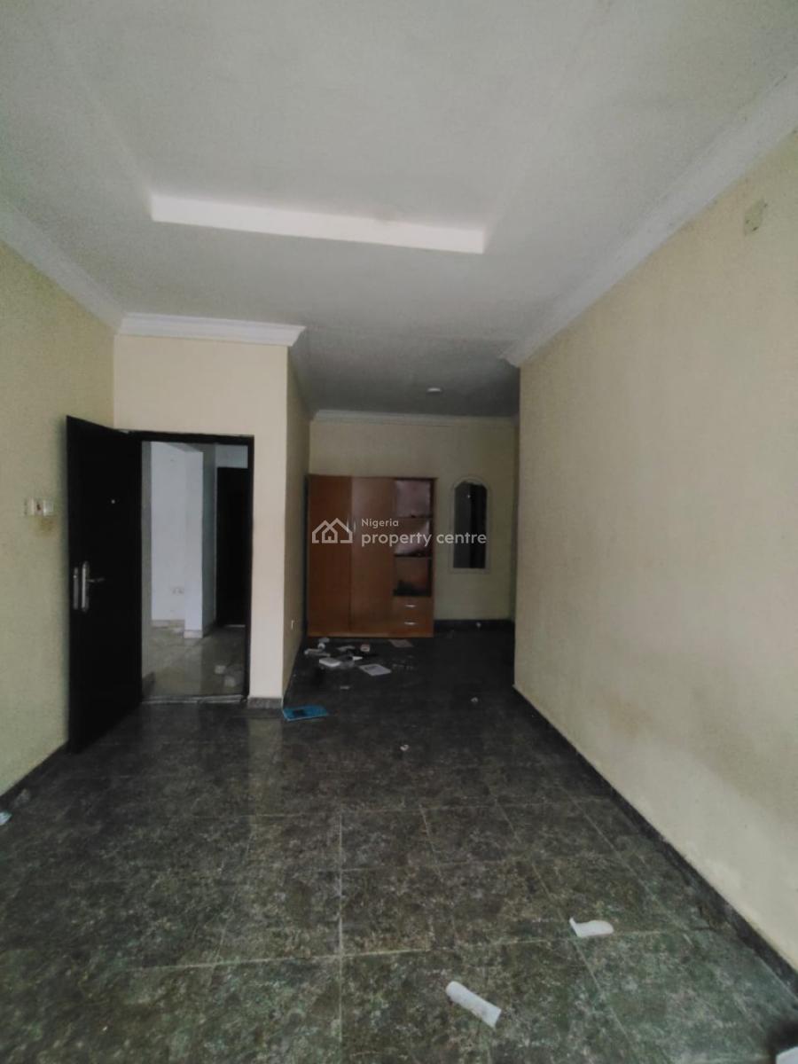 Well Maintained 2bedroom Flat, Elemoro, Bogije, Ibeju Lekki, Lagos, Flat / Apartment for Rent