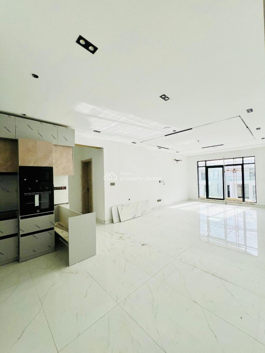 1 - 3bedroom Flat, Freedom Way, Lekki Phase 1, Lekki, Lagos, Block of Flats for Sale