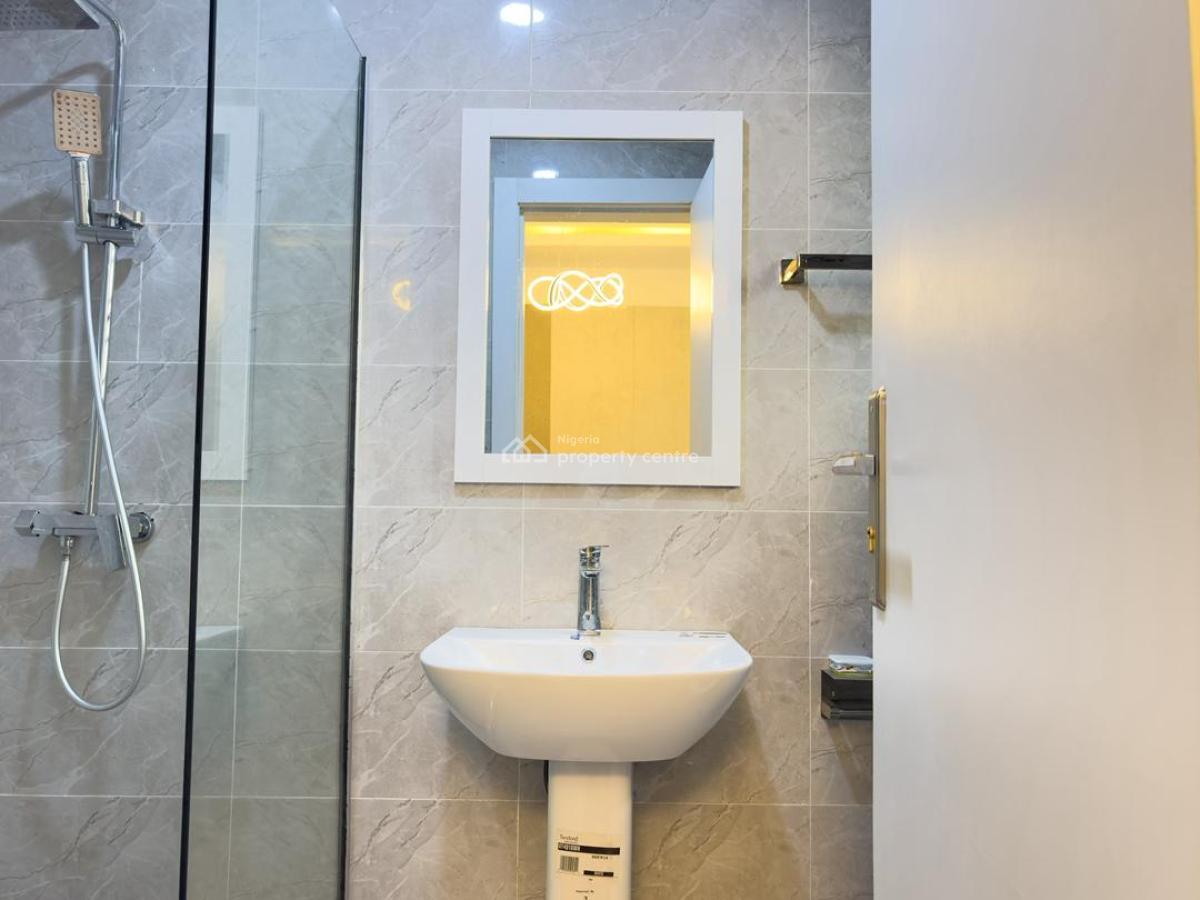 Luxury 1 Bedroom Apartment with Housekeeping and Private Balconies, Swimming Pool,gymnasium, Spacious Ensuite Room, Oniru, Victoria Island (vi), Lagos, Flat / Apartment Short Let