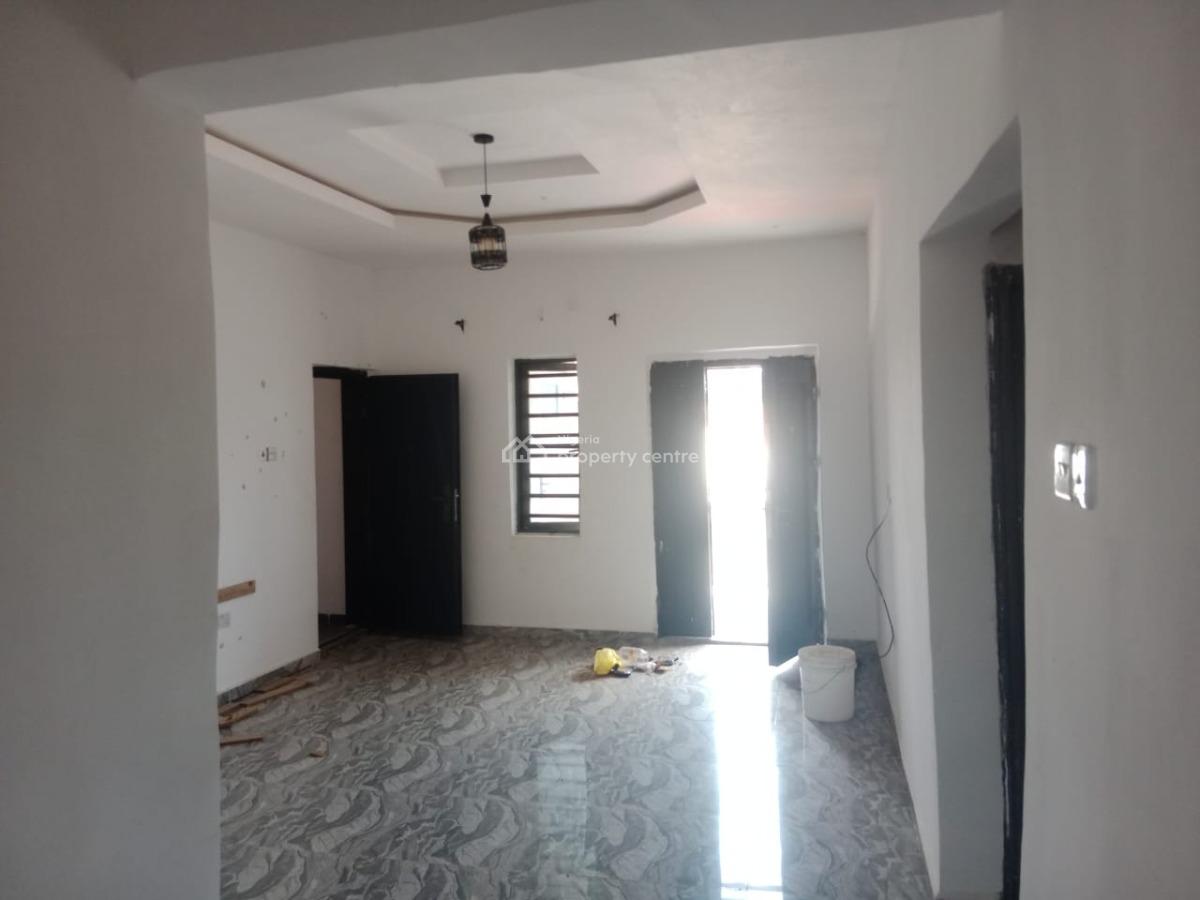Well Maintained 2 Bedroom Flat, Gbetu Newroad, Awoyaya, Ibeju Lekki, Lagos, Flat / Apartment for Rent