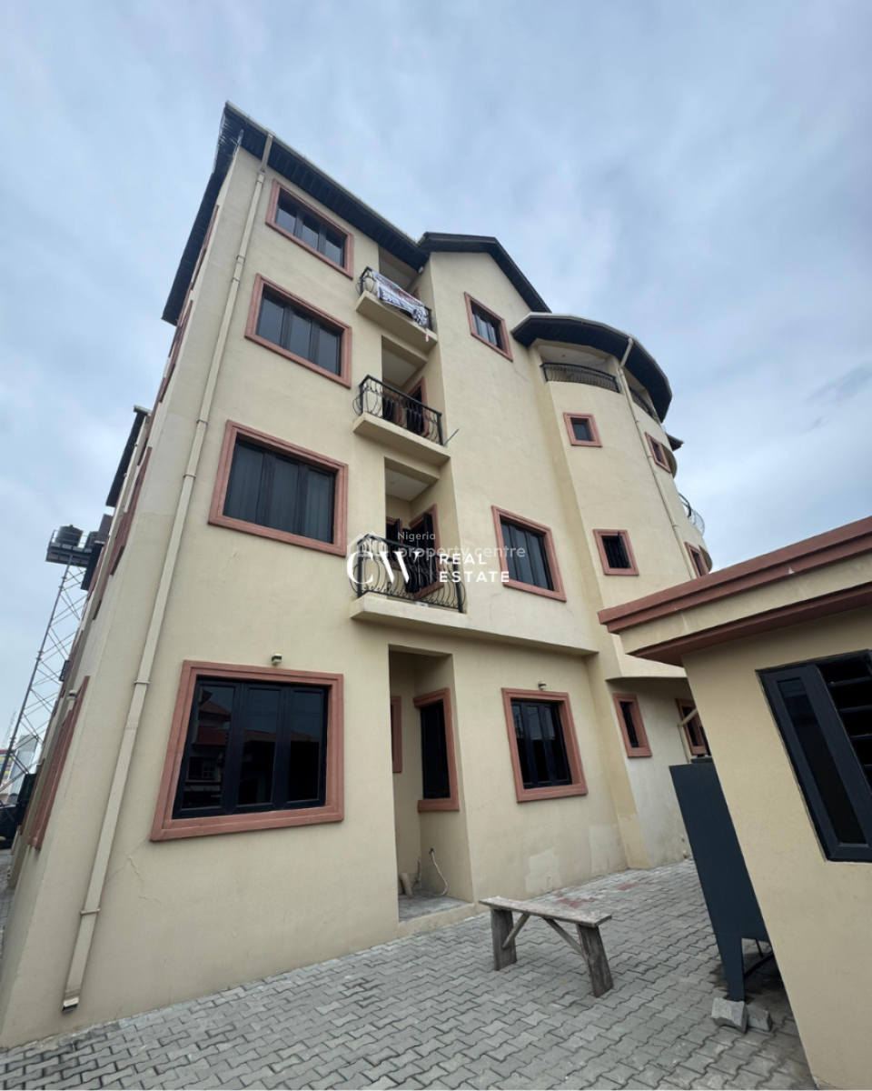 3 Bedroom Apartment, Lekki Phase 1, Lekki, Lagos, Flat / Apartment for Rent