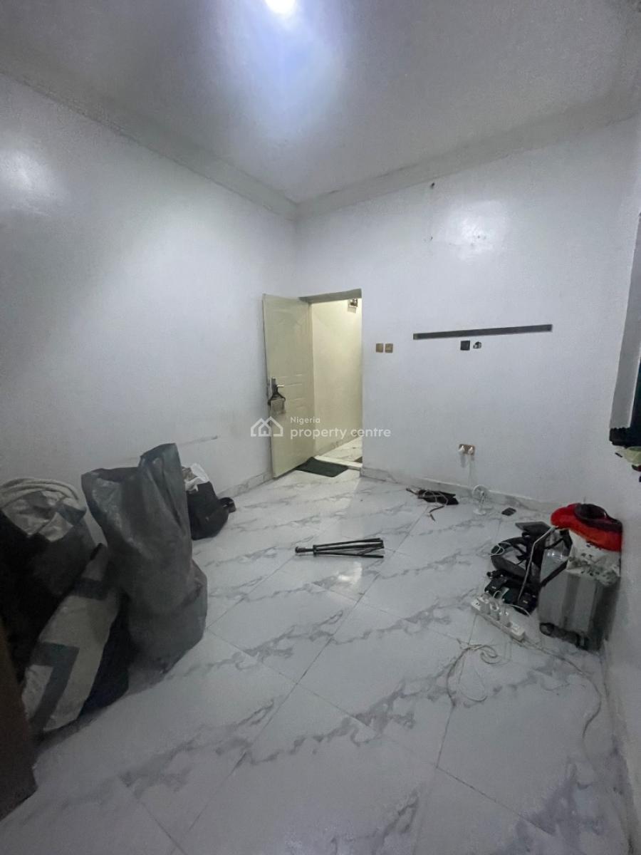 Sweet Mini Flat Upstairs Nice Environment, Sangotedo, Ajah, Lagos, House for Rent