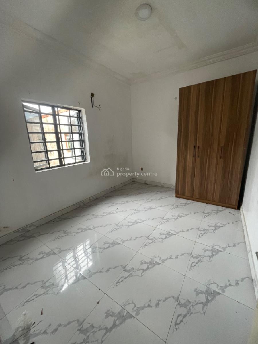 Sweet Mini Flat Upstairs in a Nice Environment, Sangotedo, Ajah, Lagos, House for Rent