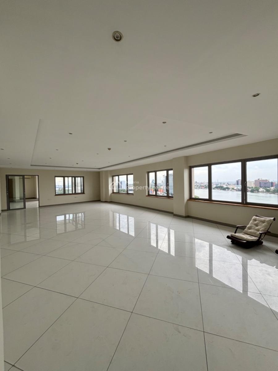 Fully Serviced Family 4 Bedroom Penthouse Apartment with 2 Bq, Victoria Island (vi), Lagos, Flat / Apartment for Rent