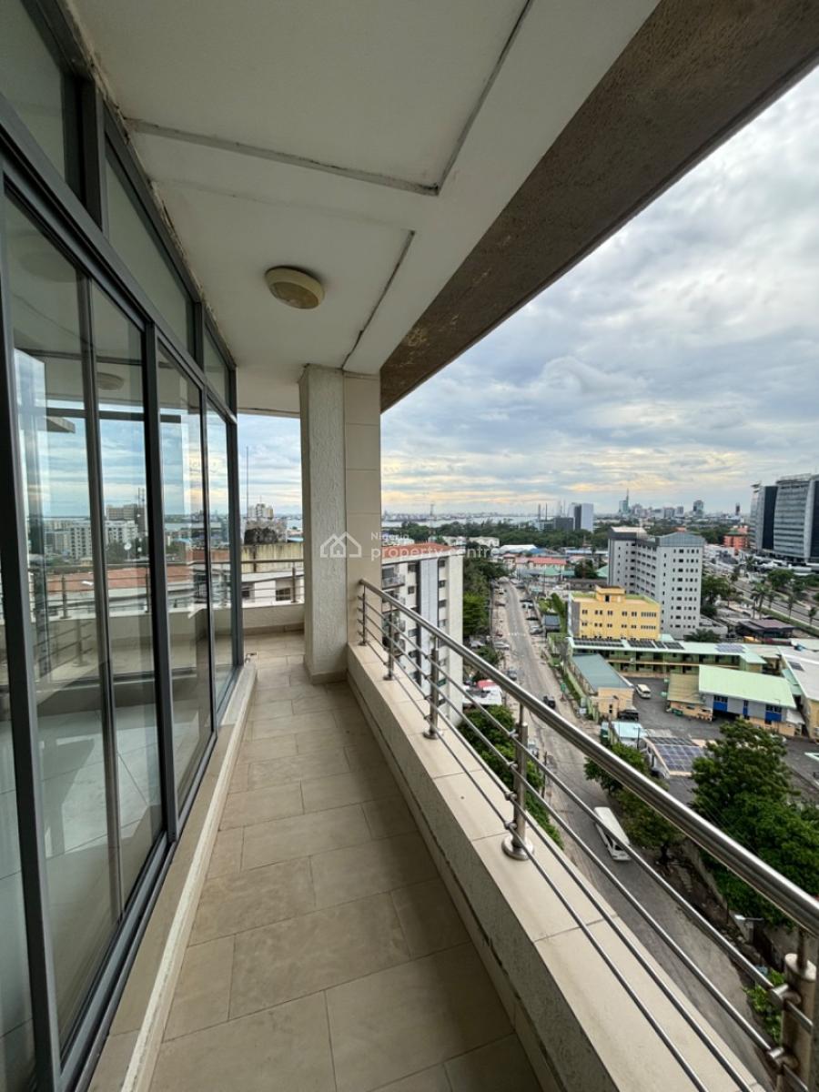 Fully Serviced Family 4 Bedroom Penthouse Apartment with 2 Bq, Victoria Island (vi), Lagos, Flat / Apartment for Rent