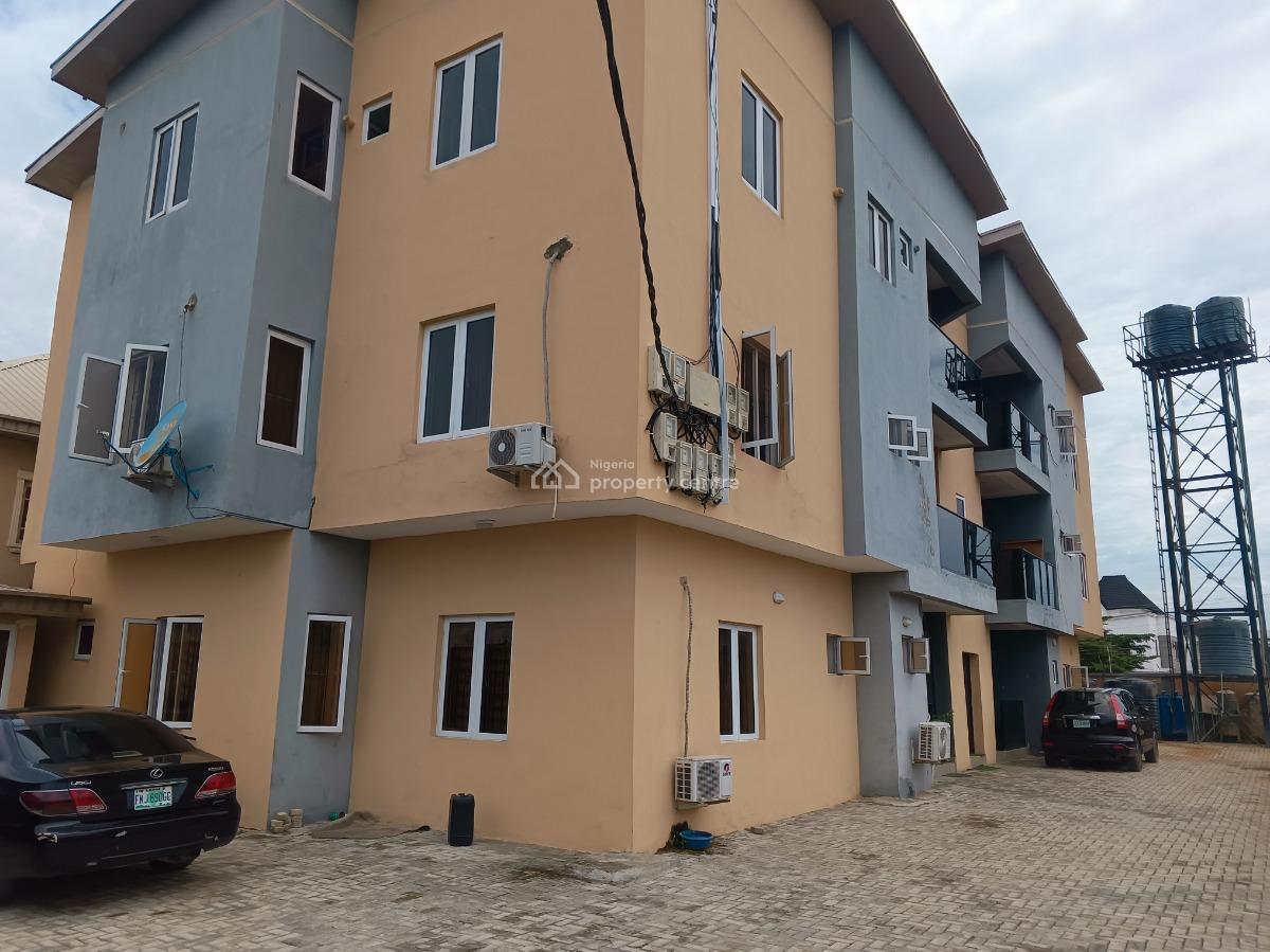 Luxury 3 Bedrooms Flat, Ground Floor, Atlantic View Estate, Alpha Beach Road, New-road Bustop, Igbo Efon, Lekki, Lagos, Flat / Apartment for Rent