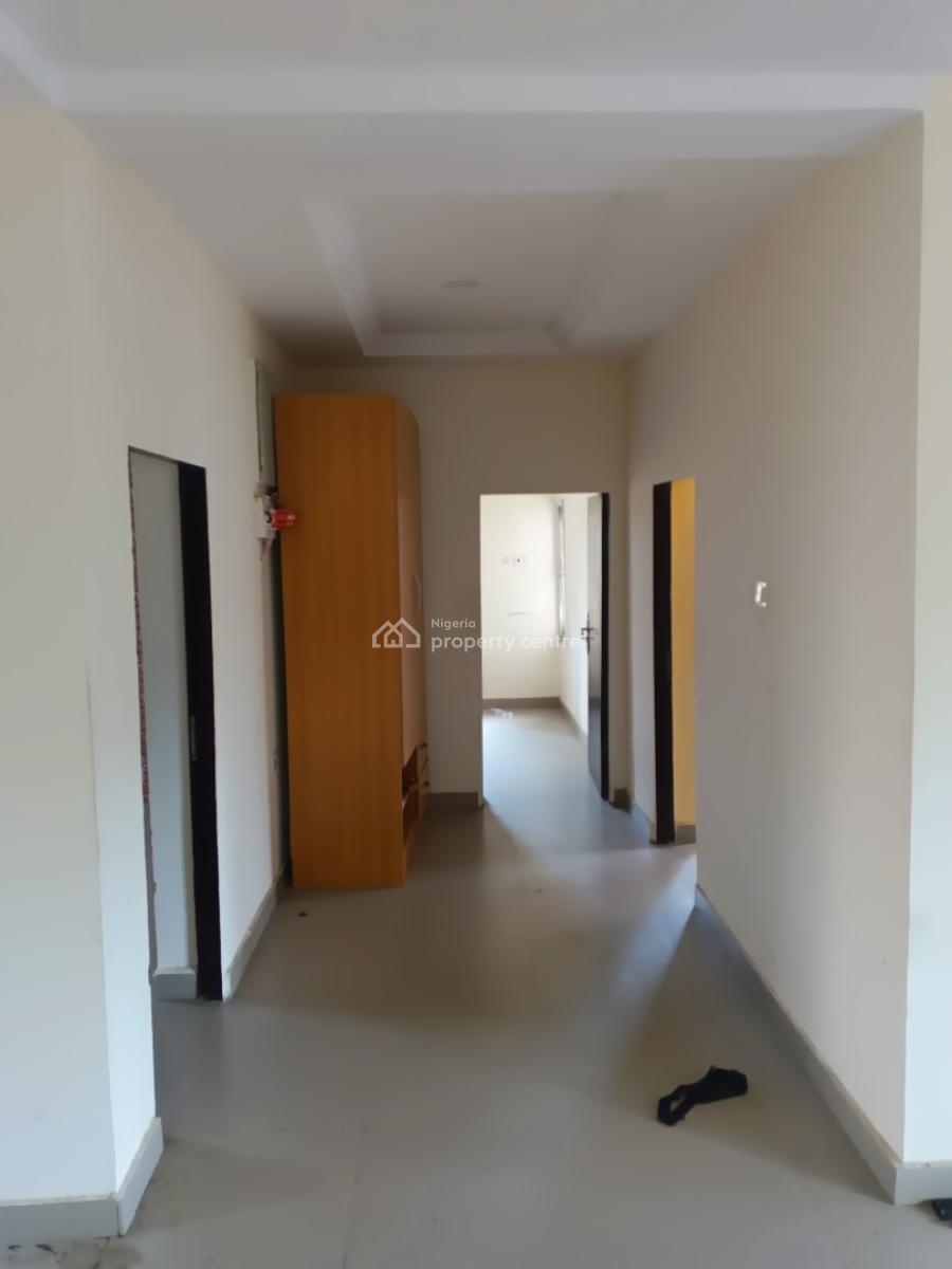 Luxury 3 Bedrooms Flat, Ground Floor, Atlantic View Estate, Alpha Beach Road, New-road Bustop, Igbo Efon, Lekki, Lagos, Flat / Apartment for Rent