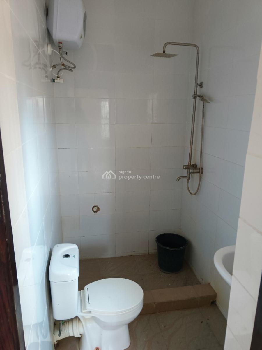 Luxury 3 Bedrooms Flat, Ground Floor, Atlantic View Estate, Alpha Beach Road, New-road Bustop, Igbo Efon, Lekki, Lagos, Flat / Apartment for Rent