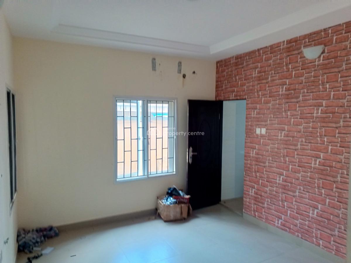Luxury 3 Bedrooms Flat, Ground Floor, Atlantic View Estate, Alpha Beach Road, New-road Bustop, Igbo Efon, Lekki, Lagos, Flat / Apartment for Rent