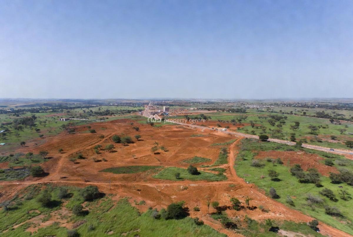 Your Gateway to Massive Wealth Creation 7.52 Hectares of Prime Mixed, Guzape 2 A11, Guzape District, Abuja, Mixed-use Land for Sale