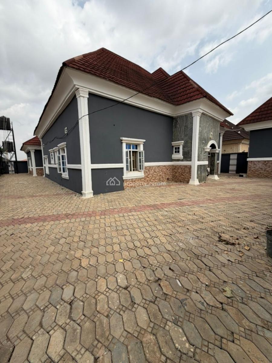 Tasteful 3 Bedroom Detached & 2 Rooms Bq, Lokogoma District, Abuja, Detached Duplex for Sale