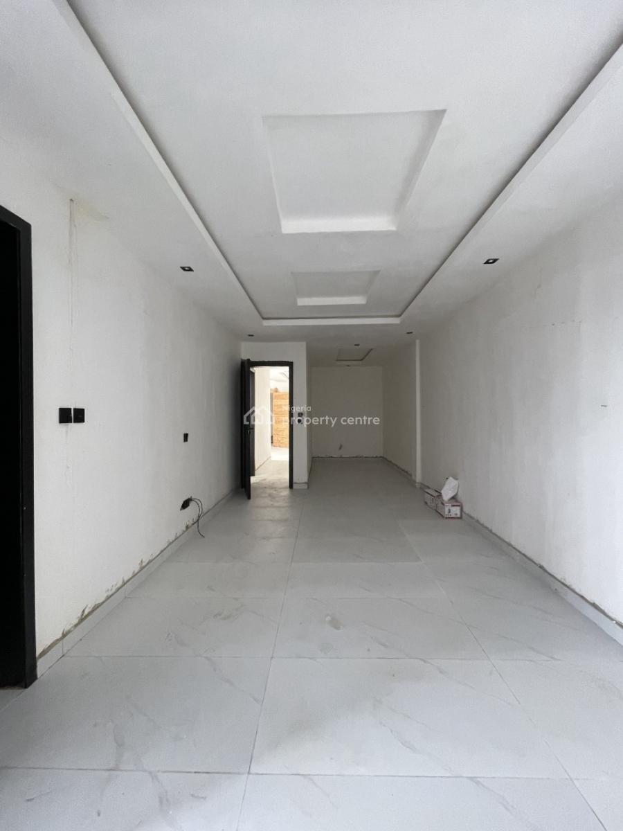 Alluringly Finished Luxury 2  Bedroom Apartment  in a Communal Living, Ikate, Lekki, Lagos, Flat / Apartment for Sale