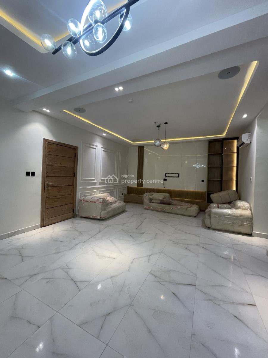 Alluringly Finished Luxury 2  Bedroom Apartment  in a Communal Living, Ikate, Lekki, Lagos, Flat / Apartment for Sale
