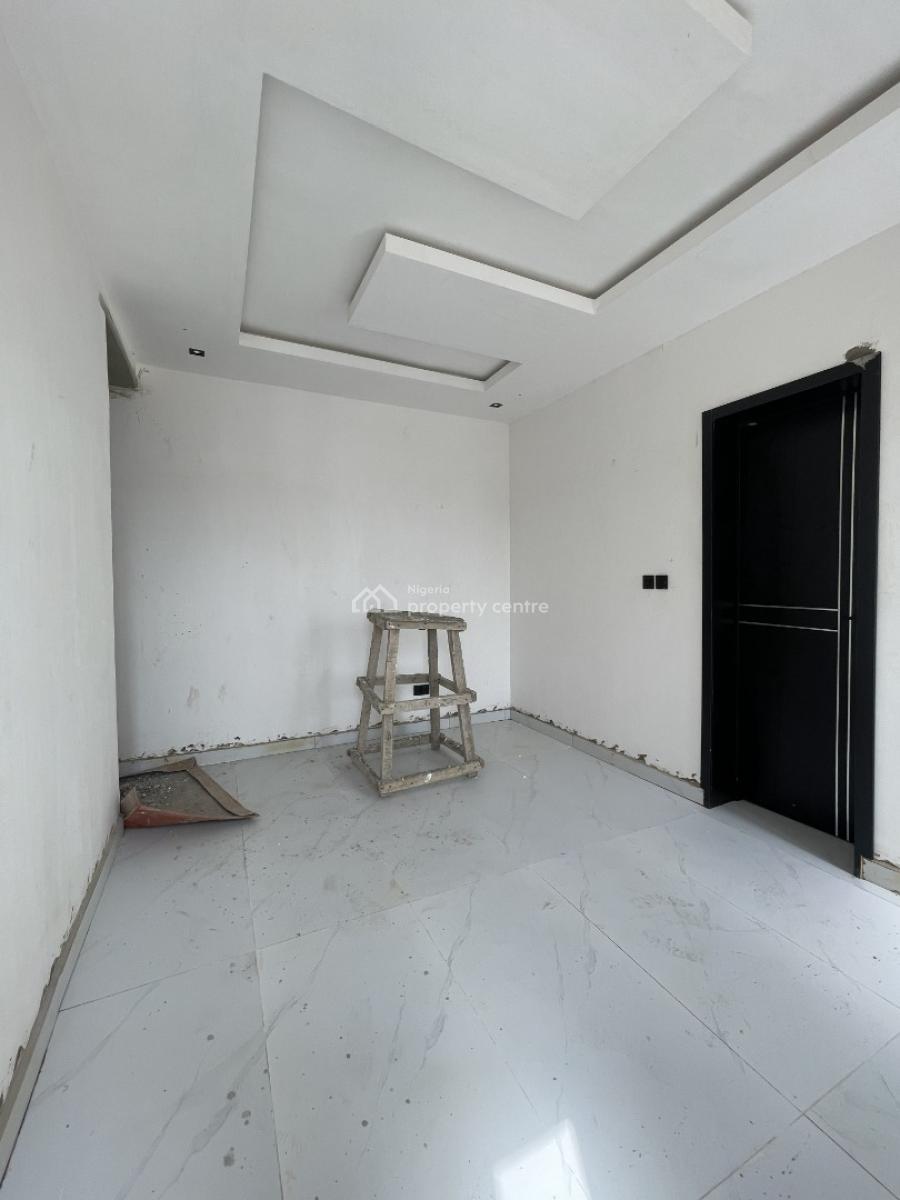 Alluringly Finished Luxury 2  Bedroom Apartment  in a Communal Living, Ikate, Lekki, Lagos, Flat / Apartment for Sale
