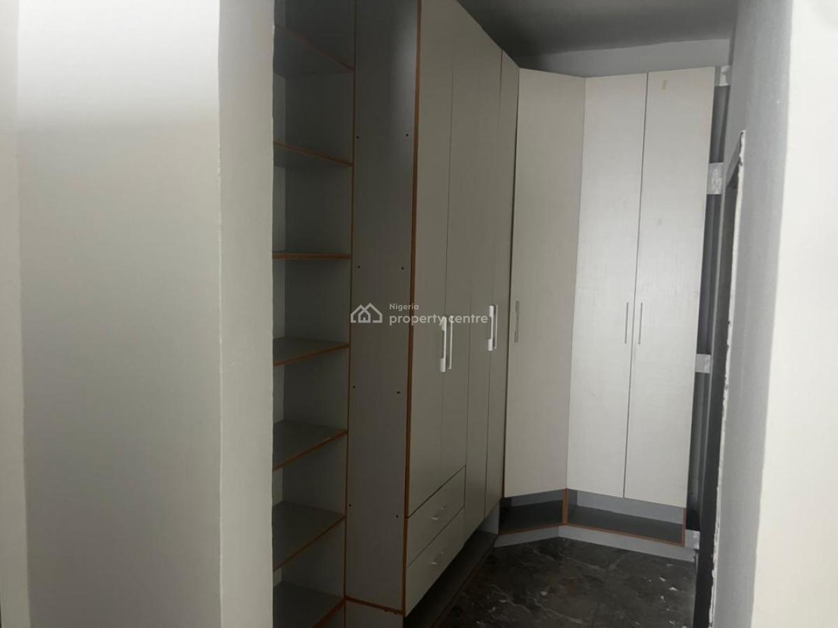 Self Compound 4 Bedroom Semi-detached Duplex with Bq, Chevron, Lekki, Lagos, Semi-detached Duplex for Rent