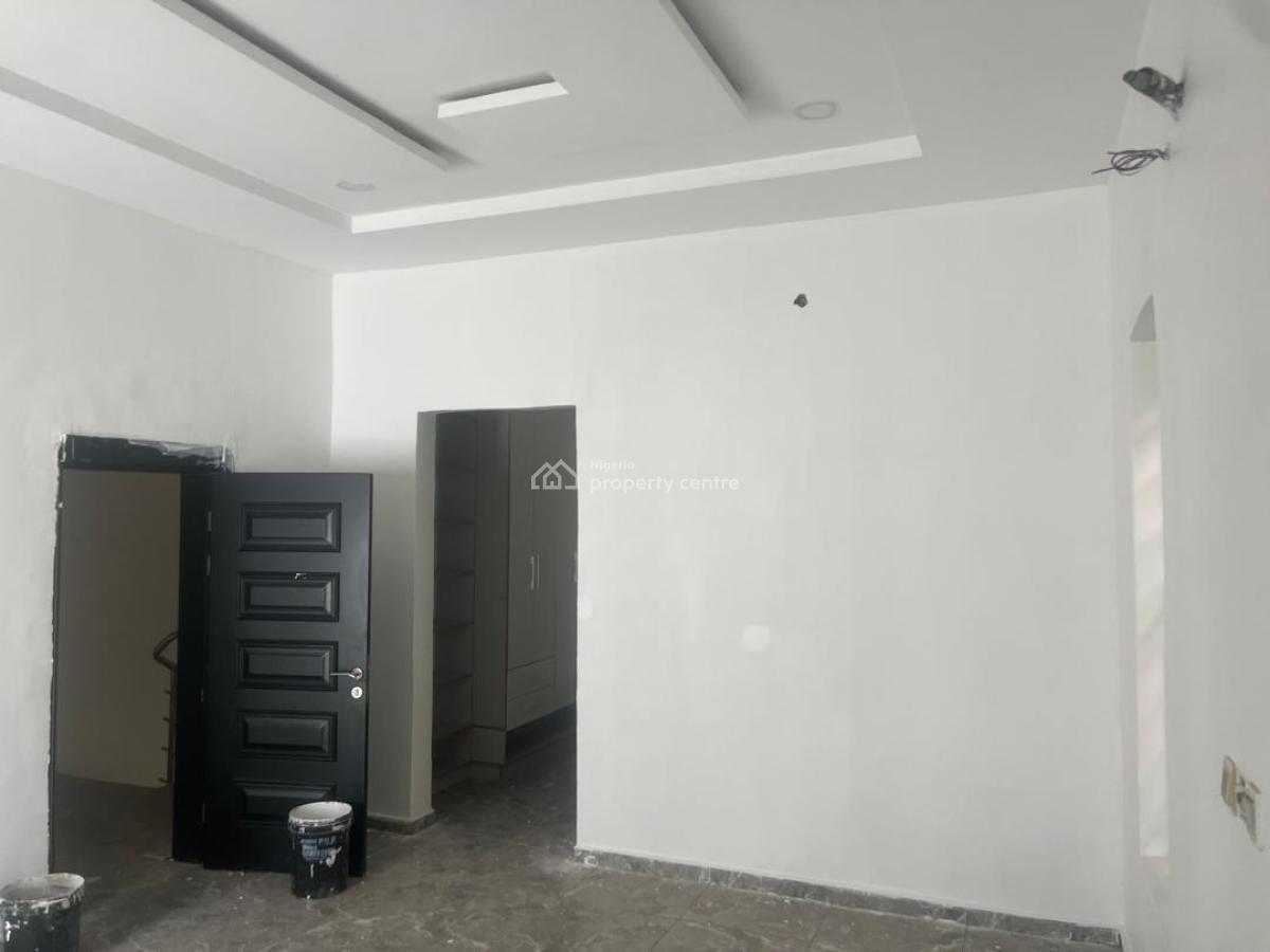 Self Compound 4 Bedroom Semi-detached Duplex with Bq, Chevron, Lekki, Lagos, Semi-detached Duplex for Rent