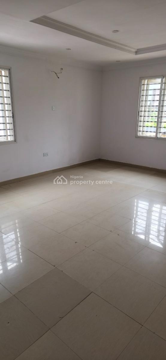 Renovated 5 Bedroom Semi Detached House with 2 Staff Rooms, Off Admiralty Way, Lekki Phase 1, Lekki, Lagos, Semi-detached Duplex for Rent