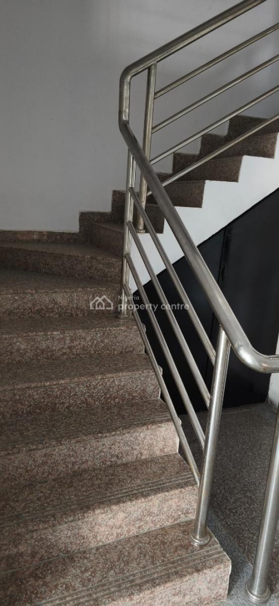 Renovated 5 Bedroom Semi Detached House with 2 Staff Rooms, Off Admiralty Way, Lekki Phase 1, Lekki, Lagos, Semi-detached Duplex for Rent