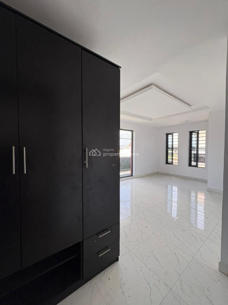 2 Bedroom Apartment, Ologolo, Lekki, Lagos, Flat / Apartment for Rent