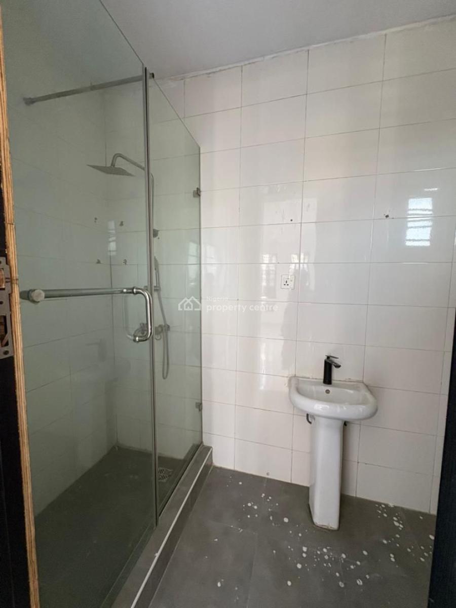 2 Bedroom Apartment, Ologolo, Lekki, Lagos, Flat / Apartment for Rent