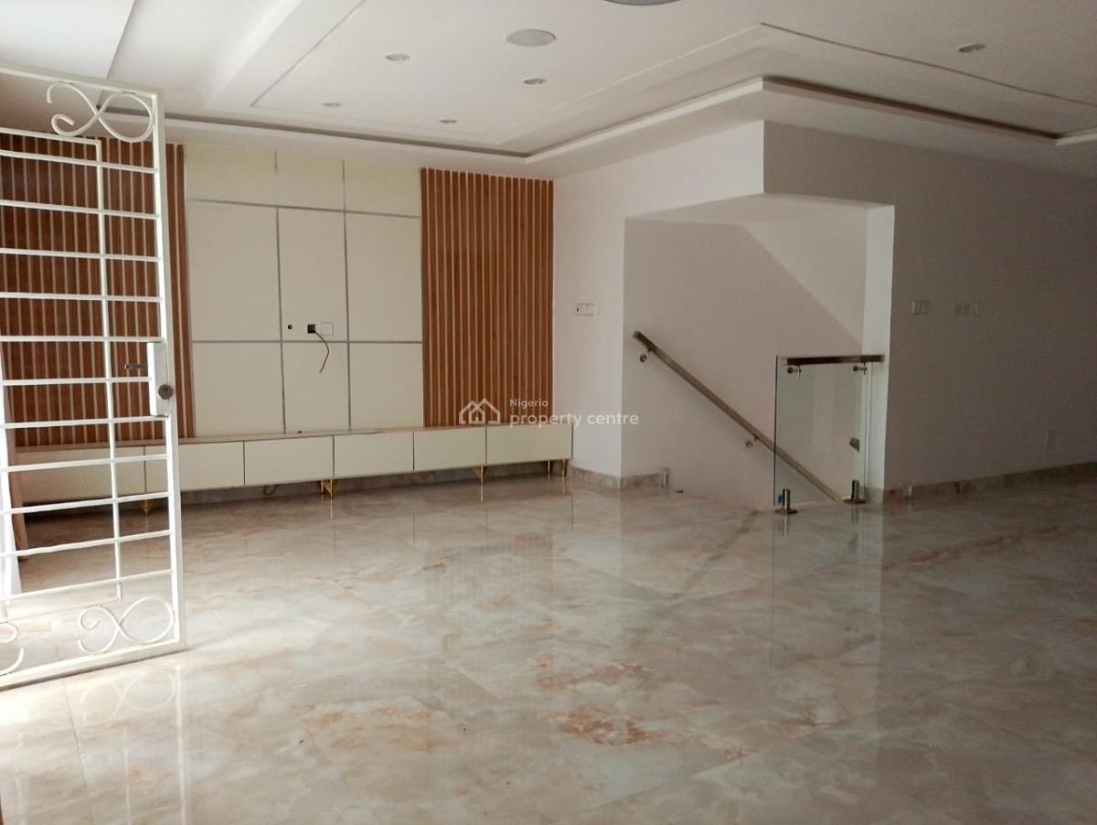 Luxury 5 Bedroom Detached House with 2 Bedroom and 2 Units Studio, Lekki Phase 1, Lekki, Lagos, Detached Duplex for Sale