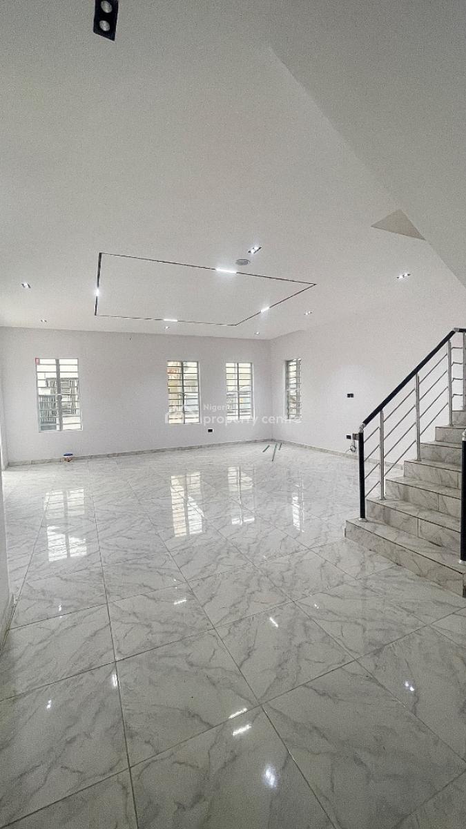 a Massive 5 Bedroom Fully  Detached Duplex & Bq, Ikota, Lekki, Lagos, Detached Duplex for Rent