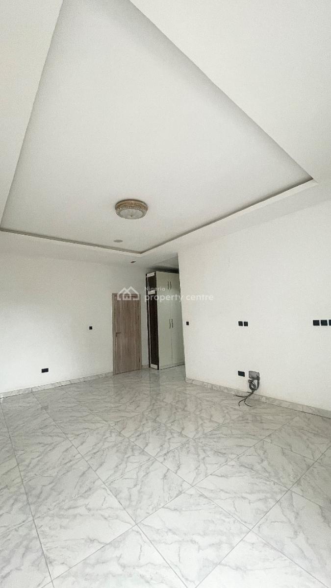 a Massive 5 Bedroom Fully  Detached Duplex & Bq, Ikota, Lekki, Lagos, Detached Duplex for Rent