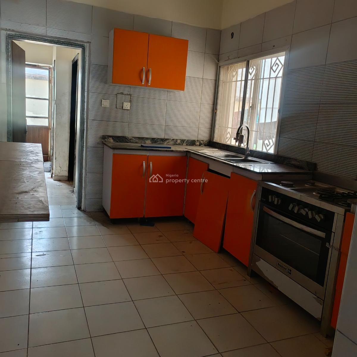 4 Bedroom Terrace, Off Admiralty Way, Lekki Phase 1, Lekki, Lagos, Semi-detached Bungalow for Rent
