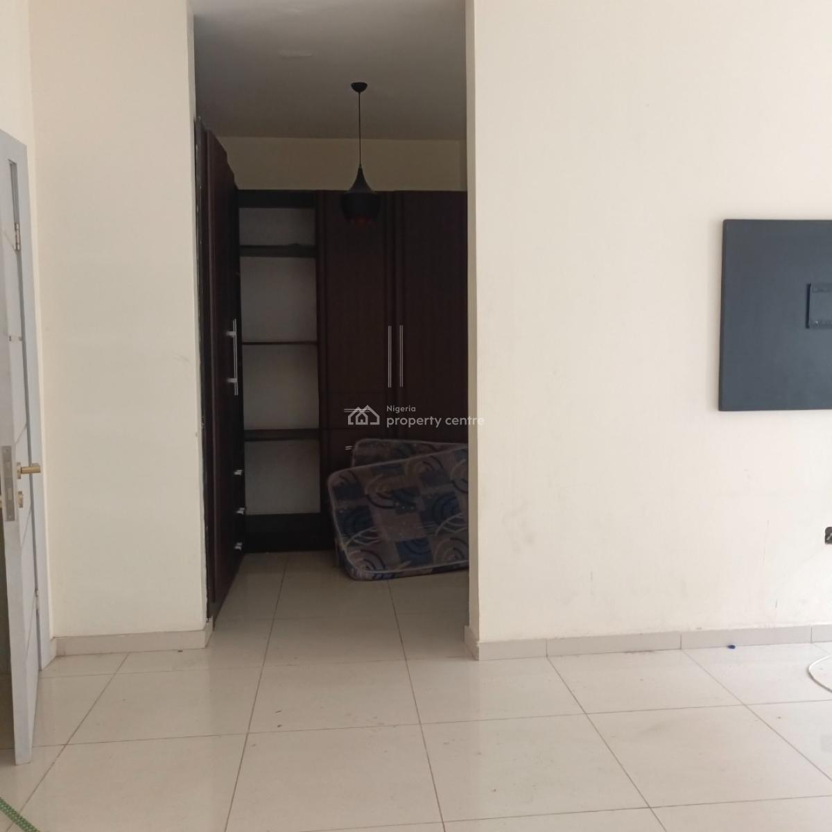4 Bedroom Terrace, Off Admiralty Way, Lekki Phase 1, Lekki, Lagos, Semi-detached Bungalow for Rent
