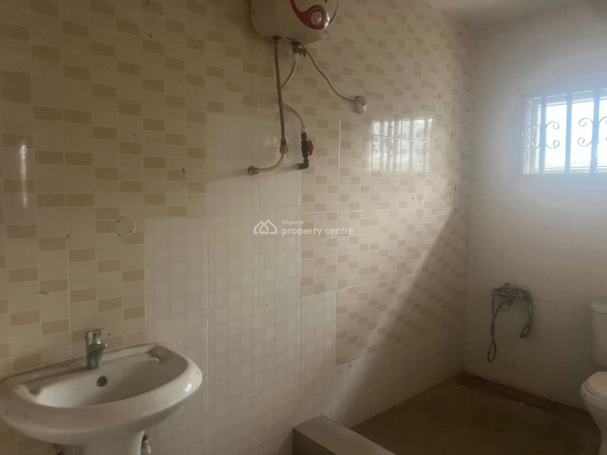 Spacious 3 Bedroom Apartment, Chevron, Lekki, Lagos, Flat / Apartment for Rent