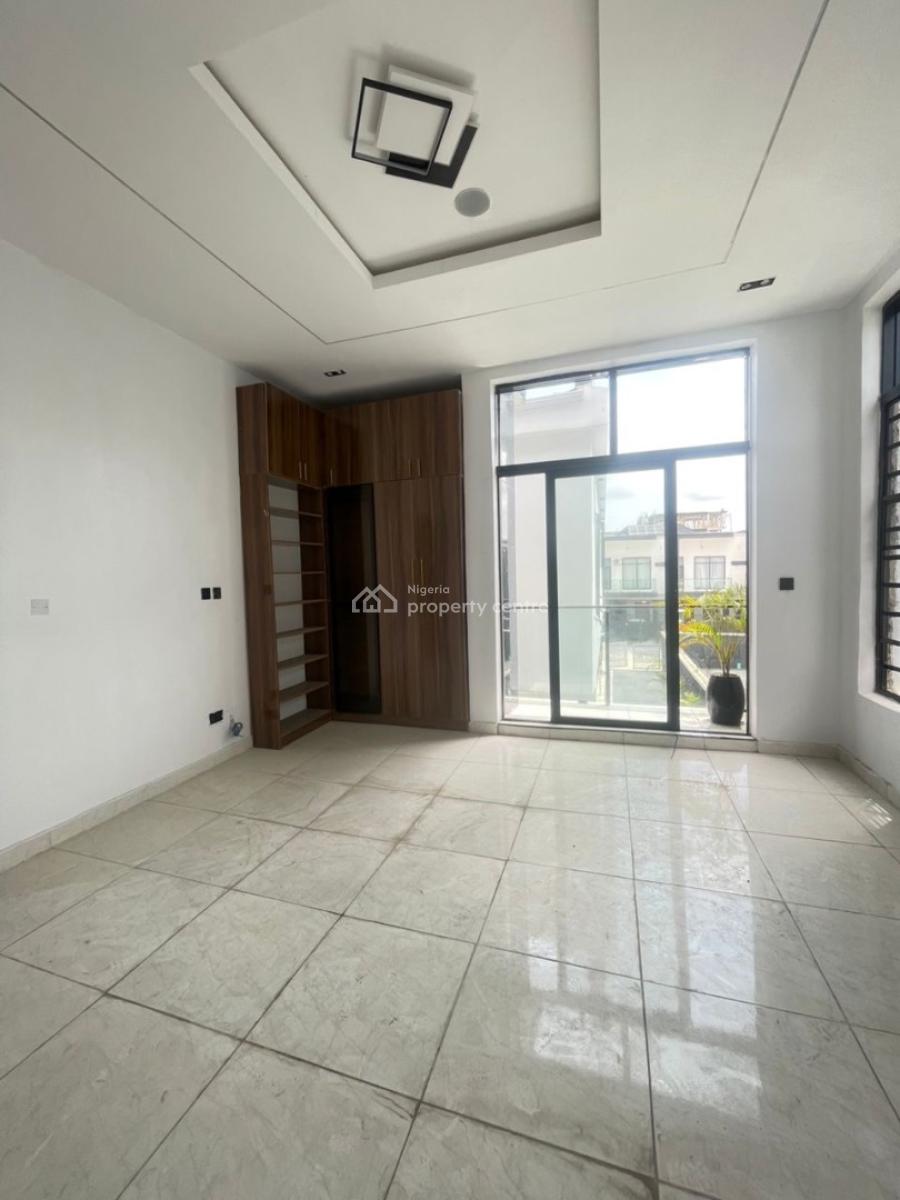 4 Bedroom Semi Detached, Ikota Gra, Ikota, Lekki, Lagos, Semi-detached Duplex for Sale