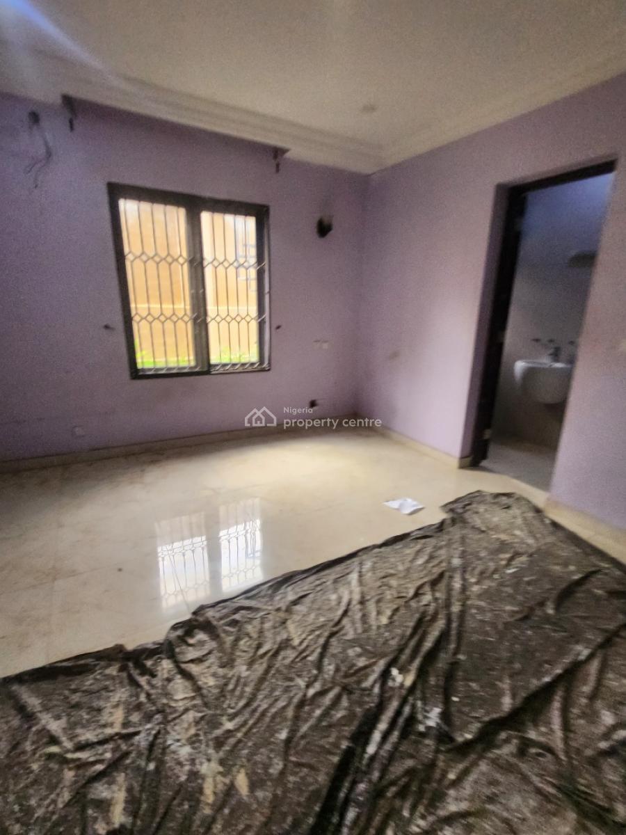 Spacious Service 3bedroom Flat. with Ac&gen, Wuye Main,tarred Rd, Wuye, Abuja, Flat / Apartment for Rent