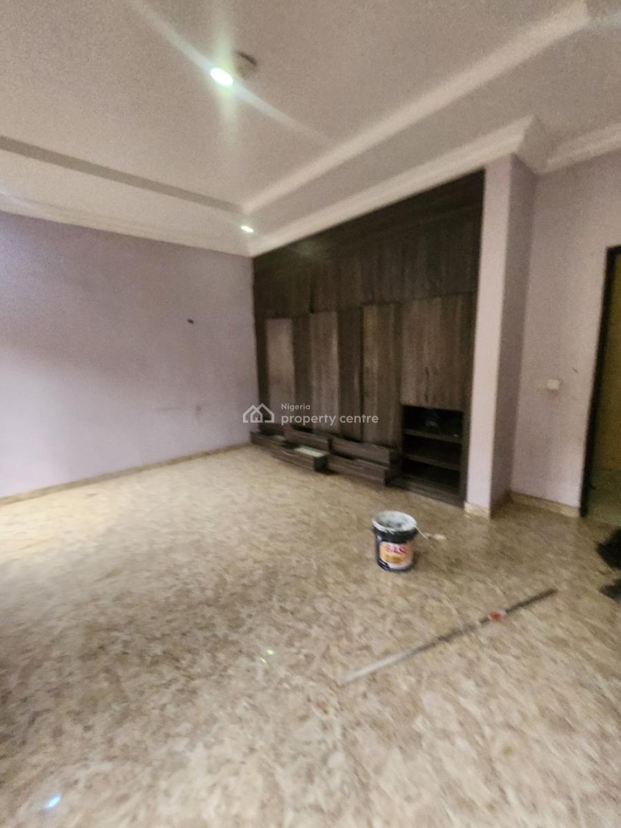 Spacious Service 3bedroom Flat. with Ac&gen, Wuye Main,tarred Rd, Wuye, Abuja, Flat / Apartment for Rent