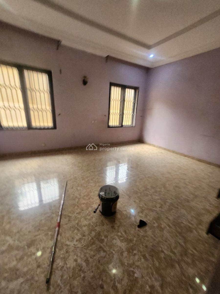 Spacious Service 3bedroom Flat. with Ac&gen, Wuye Main,tarred Rd, Wuye, Abuja, Flat / Apartment for Rent