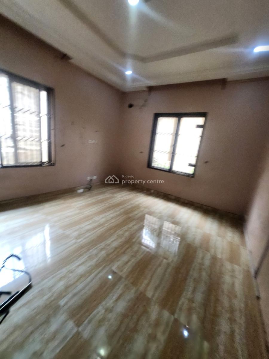 Spacious Service 3bedroom Flat. with Ac&gen, Wuye Main,tarred Rd, Wuye, Abuja, Flat / Apartment for Rent