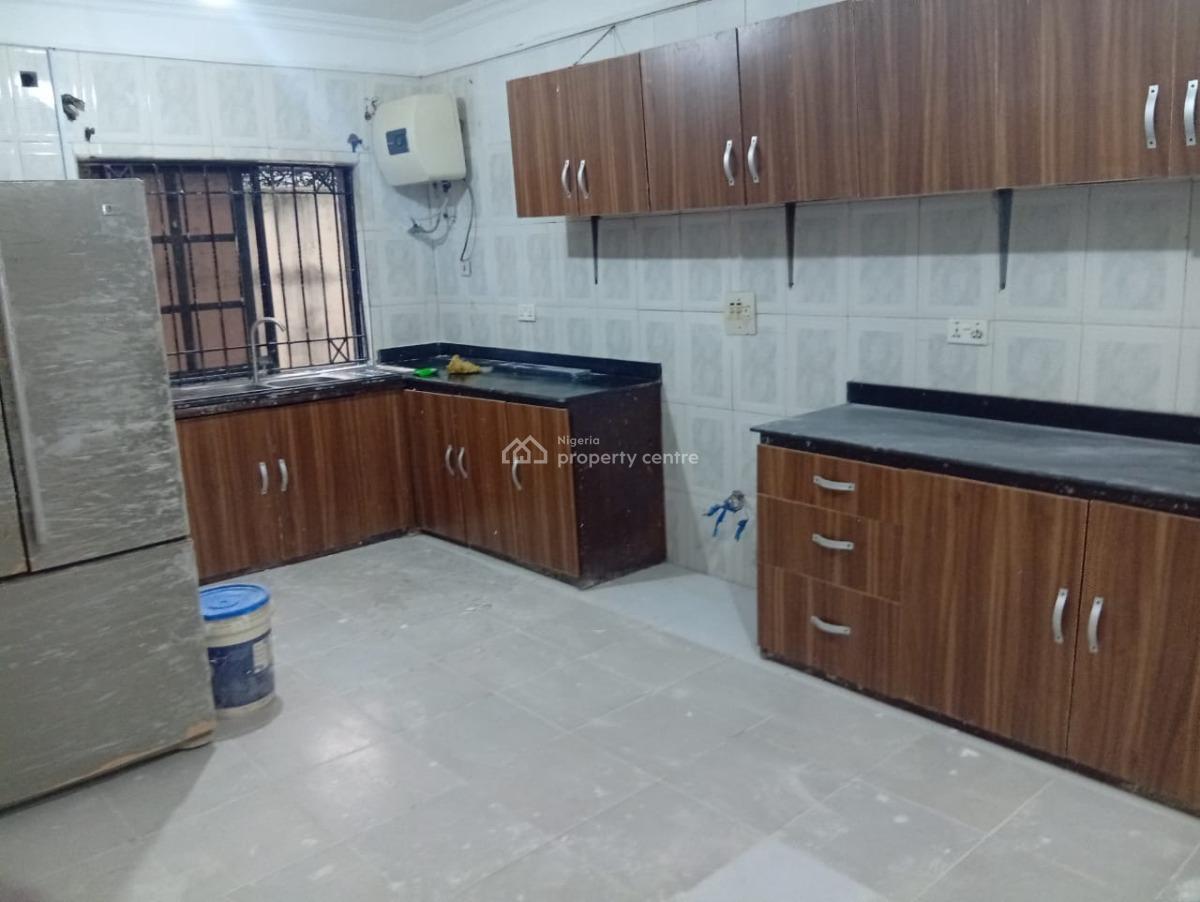 3 Bedroom Semi Detached Duplex with 2 Room Bq, Lekki Phase 1, Lekki, Lagos, Semi-detached Duplex for Rent