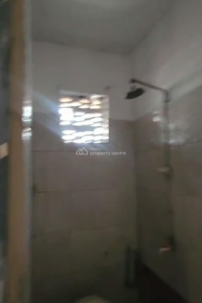 a Well-renovated Spacious Ground Floor 4-bedroom Flat, Off Akerele and Ogunnlana Drive, Surulere, Lagos, Flat / Apartment for Rent