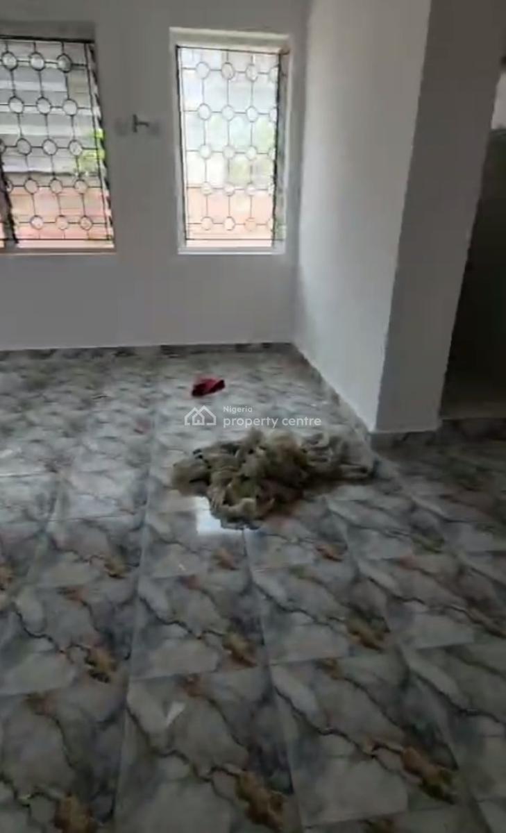 a Well-renovated Spacious Ground Floor 4-bedroom Flat, Off Akerele and Ogunnlana Drive, Surulere, Lagos, Flat / Apartment for Rent