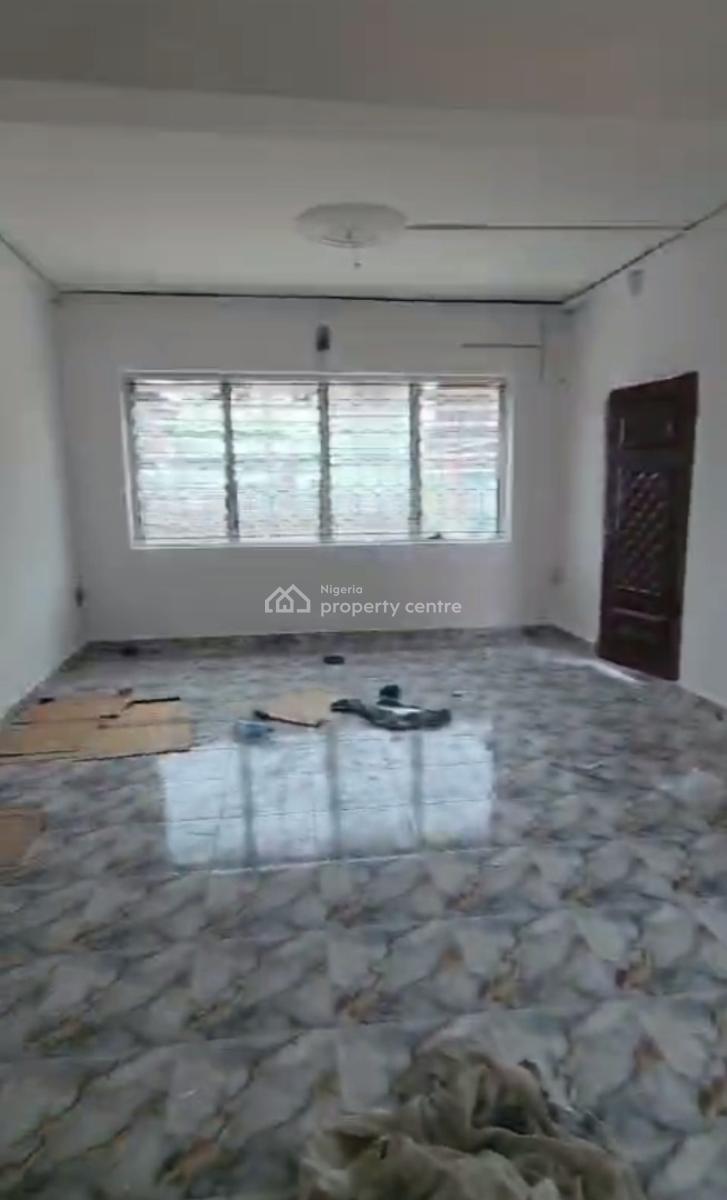 a Well-renovated Spacious Ground Floor 4-bedroom Flat, Off Akerele and Ogunnlana Drive, Surulere, Lagos, Flat / Apartment for Rent