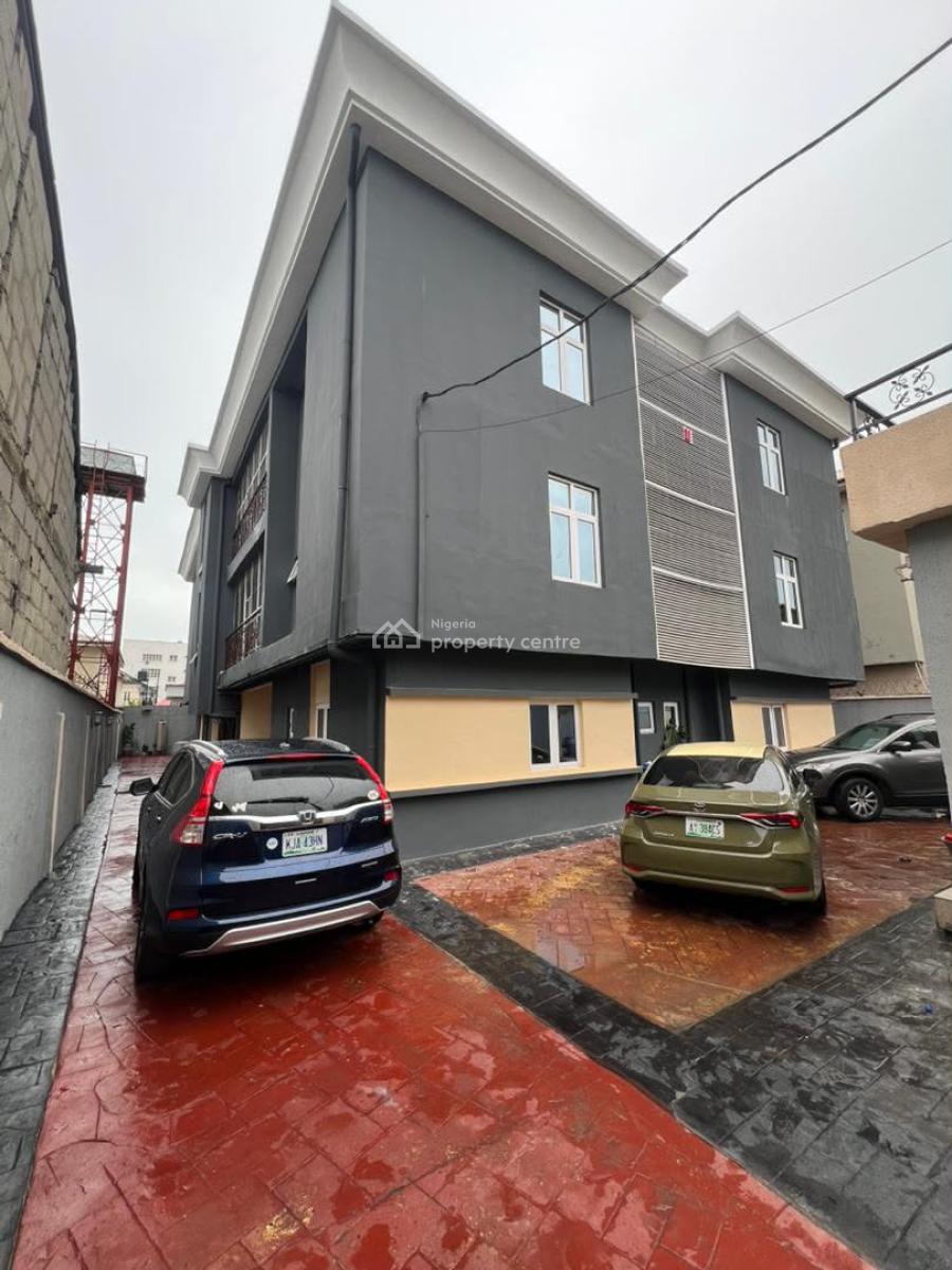 Luxury 3-bedroom Bedroom Flat with Excellent Facility, Lekki, Lagos, Flat / Apartment for Rent