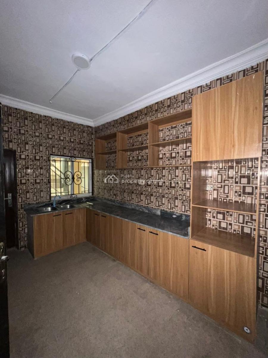 Luxury 3-bedroom Bedroom Flat with Excellent Facility, Lekki, Lagos, Flat / Apartment for Rent